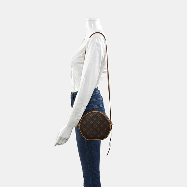 BOITE CHAPEAU PM Monogram Coated Canvas Brown