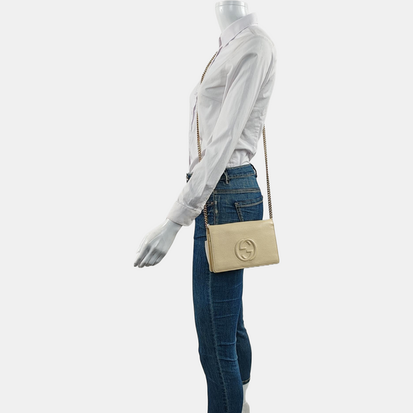 Authenticated pre-owned Soho Calfskin Beige - Shoulder Bag at Looply