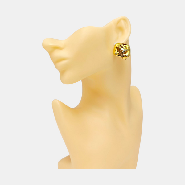 Vintage Metal Gold Clip On Earrings