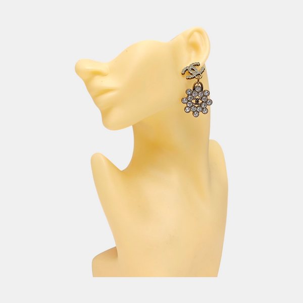 Metal Gold Earrings