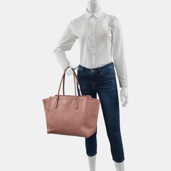 Swing Medium Calfskin Pink