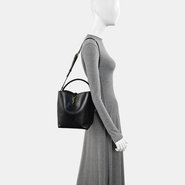 LE 37 Calfskin Black