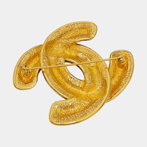 Broche Vintage de Metal Dorado