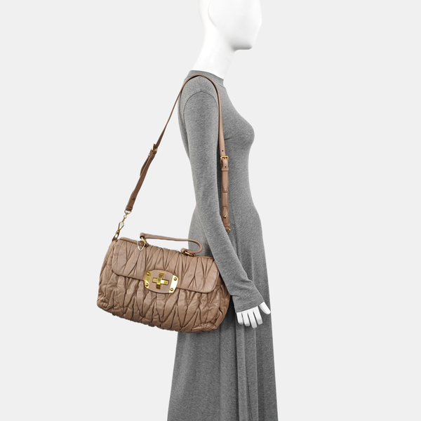 Quilted Lambskin Shoulder Bag Pink
