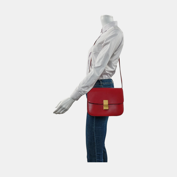 Authenticated pre-owned CLASSIC BOX Medium Calfskin Red - Shoulder Bag at Looply