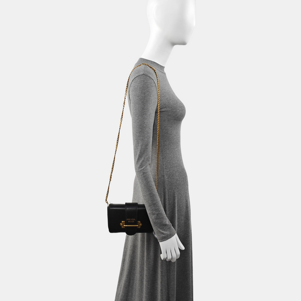 Authenticated pre-owned Cahier Calfskin Black - Shoulder Bag at Looply