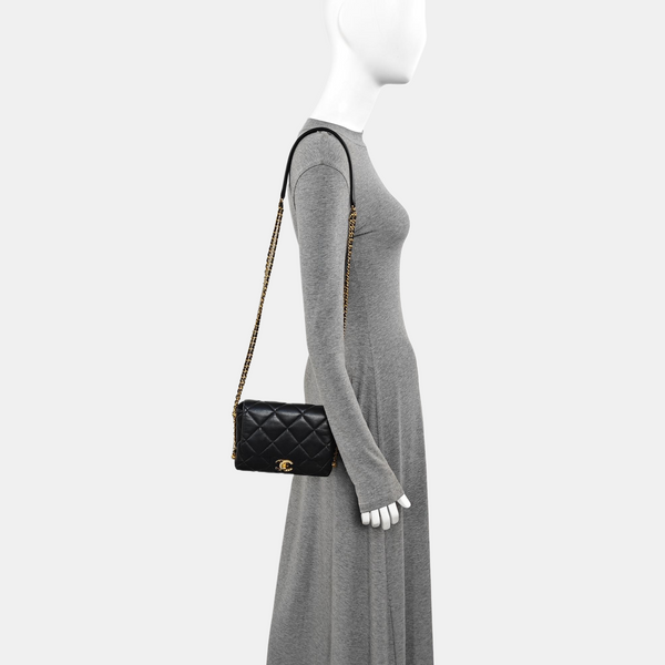 Quilted Lambskin Shoulder Bag Black