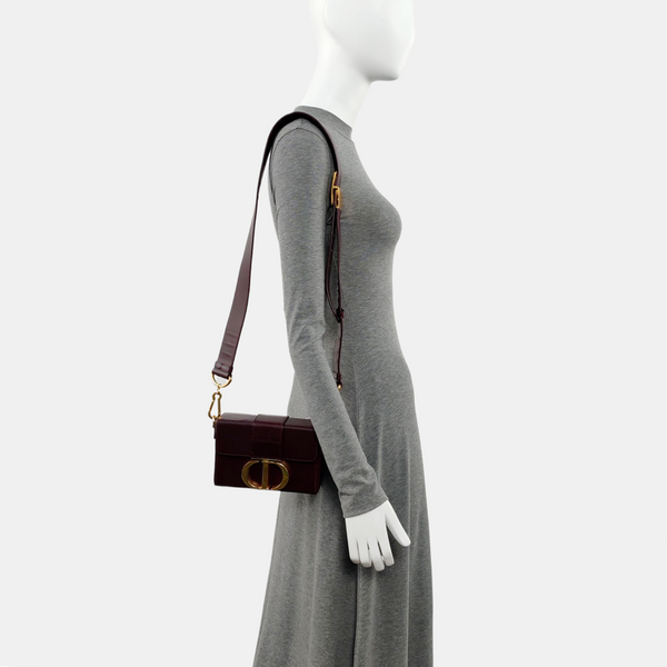 Authenticated pre-owned 30 Montaigne Oblique Calfskin Burgundy - Shoulder Bag at Looply