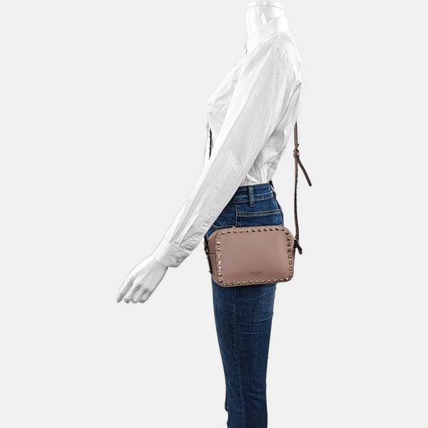 Rockstud Calfskin Beige