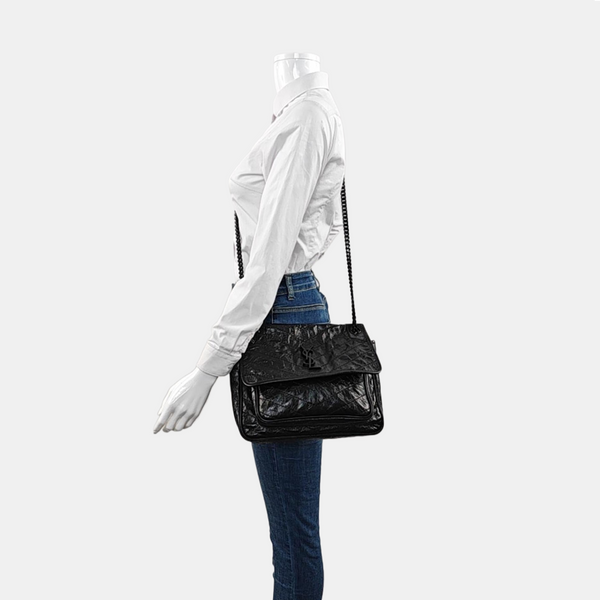 NIKI Medium Chevron Calfskin Black