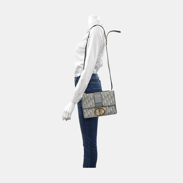 30 Montaigne Oblique Canvas Gray