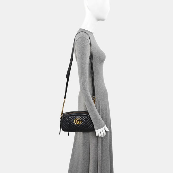 GG Marmont Small Quilted Calfskin Black