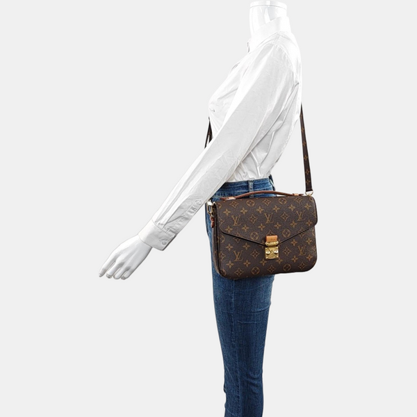 MÉTIS MM Monogram Coated Canvas Brown