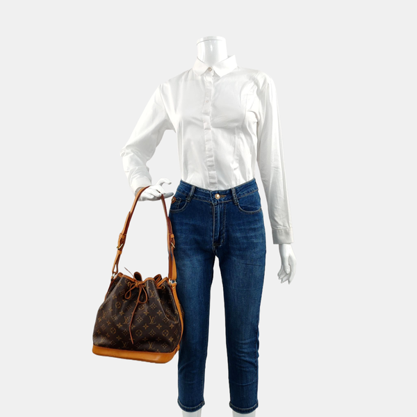 NOÉ MM Monogram Coated Canvas Brown