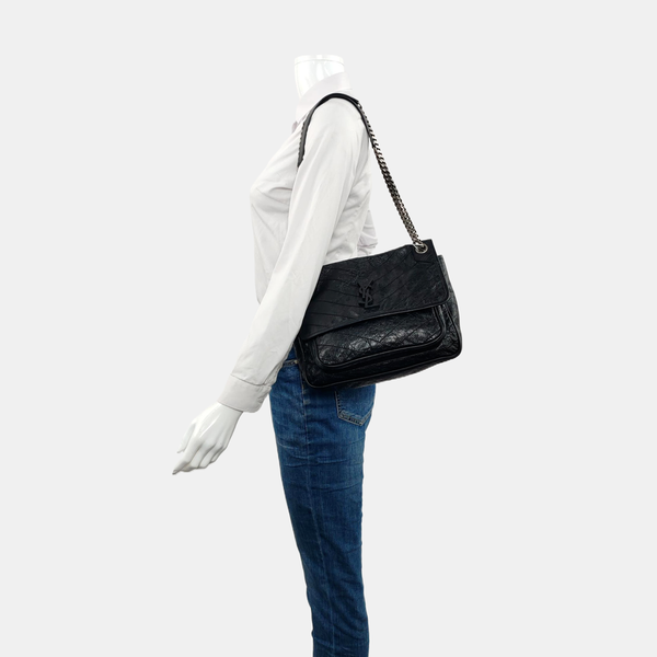 NIKI Medium Chevron Calfskin Black