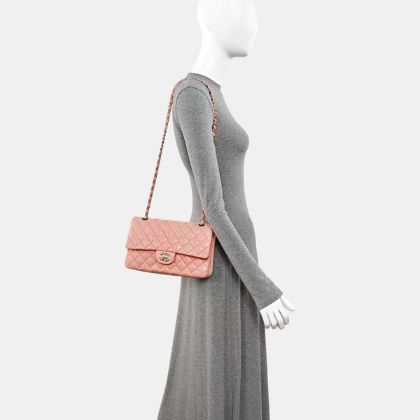 CLASSIC FLAP Small Quilted Lambskin Pink