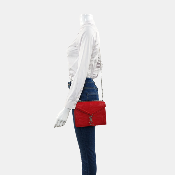 Authenticated pre-owned CASSANDRA Calfskin Red - Shoulder Bag at Looply