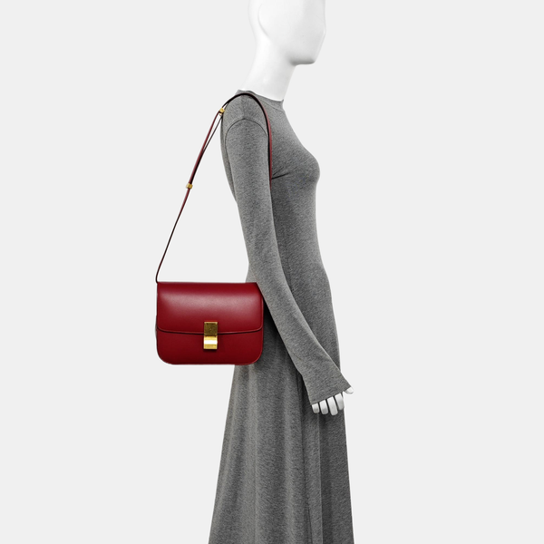 CLASSIC BOX Medium Calfskin Red