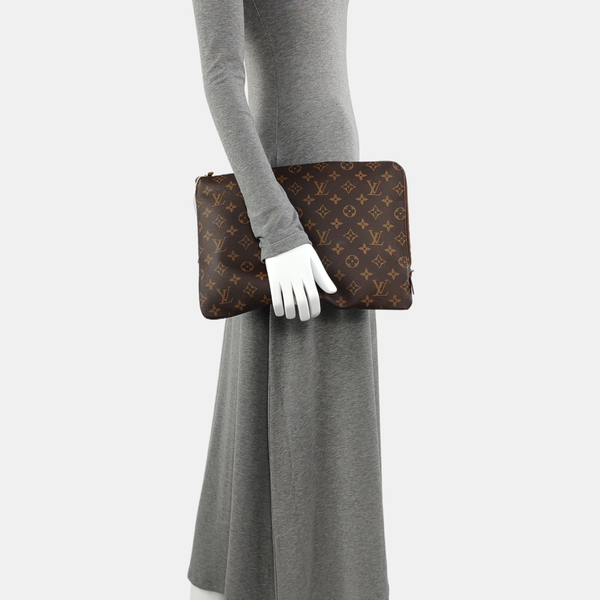 Etui Voyage MM Monogram Coated Canvas Brown