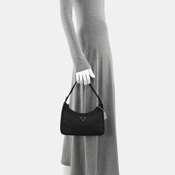 Re-Edition2000 Mini Nylon Black