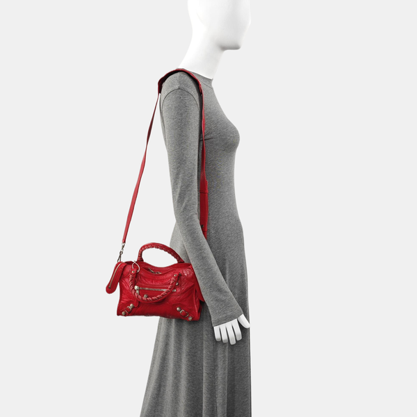 Authenticated pre-owned Classic City Mini Lambskin Red - Shoulder Bag at Looply