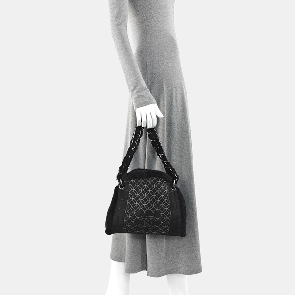 Quilted Fabric Top Handle Bag Black