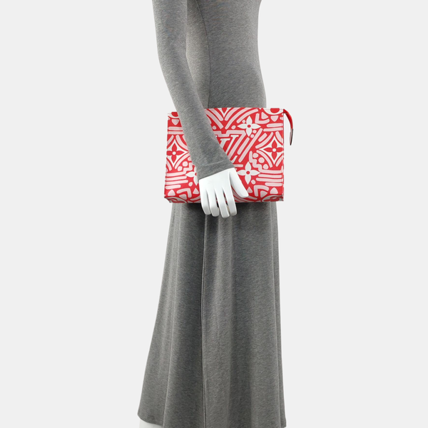 TOILET POCKET 26 Coated Canvas Red