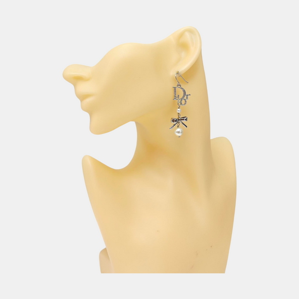 Metal Silver Stud Earrings