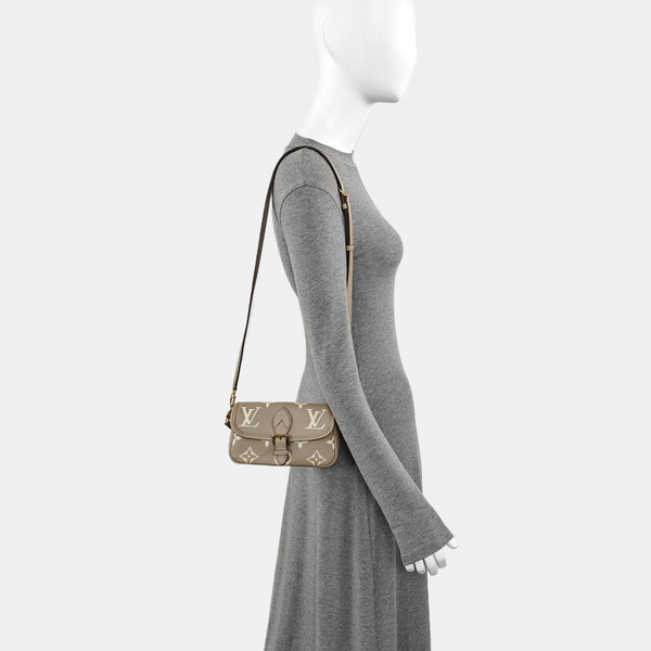 DIANE Nano Monogram Calfskin Gray