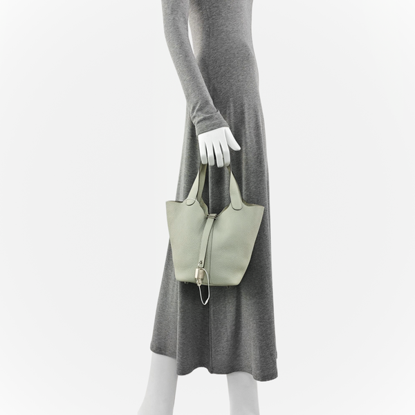 Authenticated pre-owned Picotin Lock 18 Clemence Green - Bucket Bag at Looply