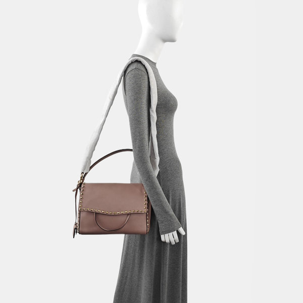 Rockstud Calfskin Beige
