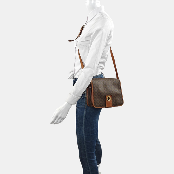 Coated Canvas Brown