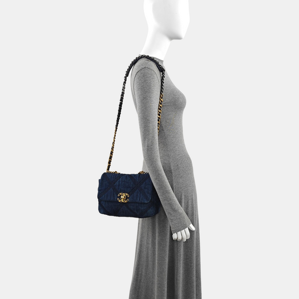 CHANEL 19 Small Quilted Denim Blue