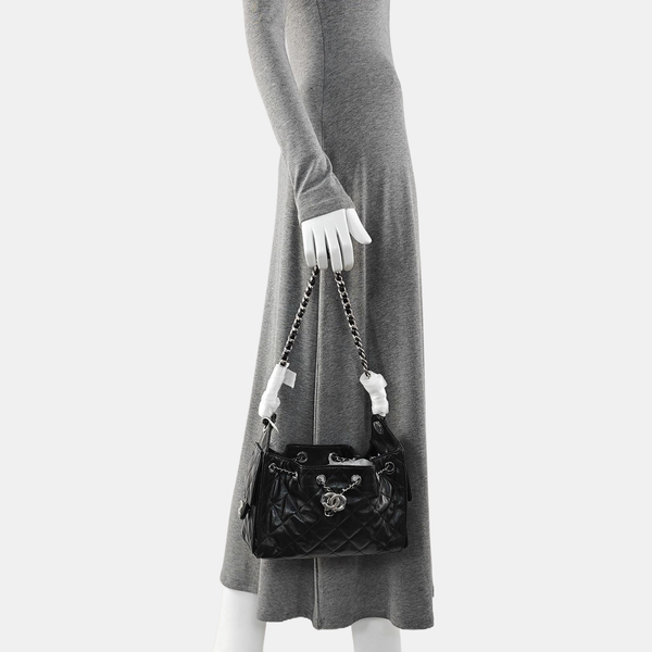 CHANEL 25 Quilted Calfskin Black