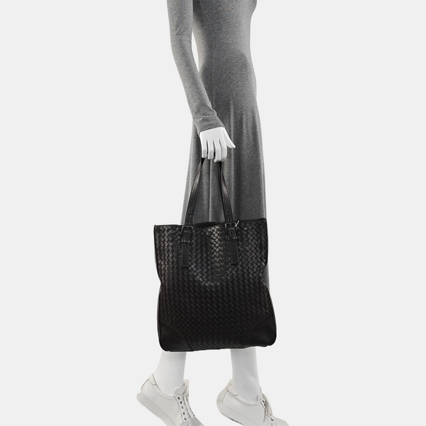 Authenticated pre-owned Cesta Calfskin Brown - Tote Bag at Looply