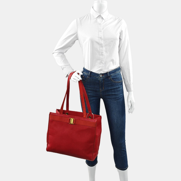 Vara Large Calfskin Red