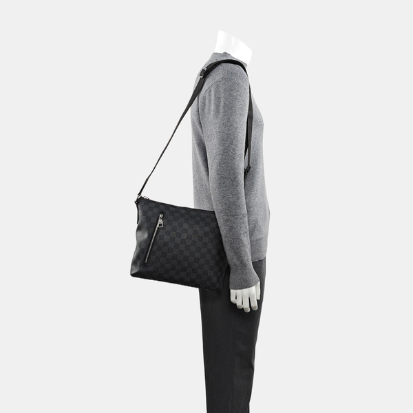 DISCOVERY Damier Graphite Coated Canvas Gray