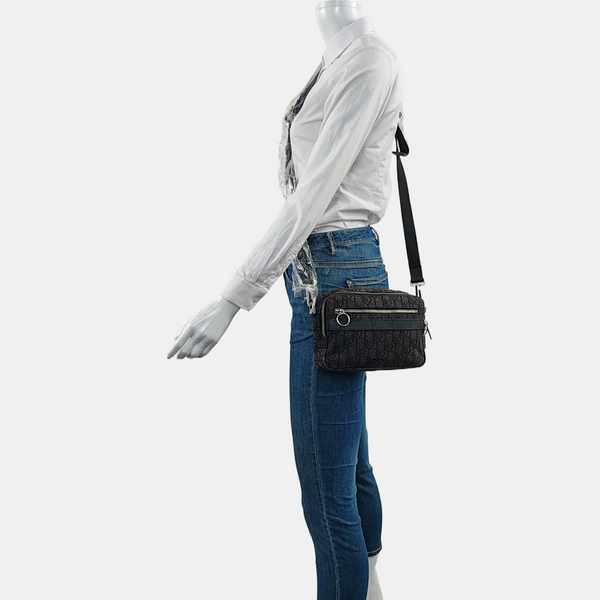 Safari Oblique Canvas Black