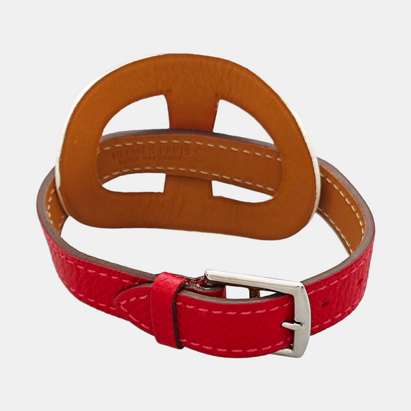 Brazalete de cuero rojo