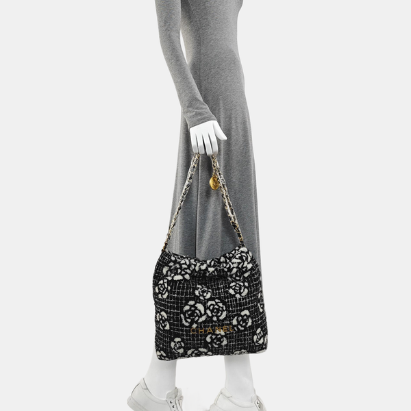 CHANEL 22 Small Fabric Multicolor