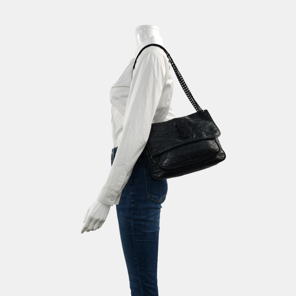 NIKI Medium Chevron Calfskin Black