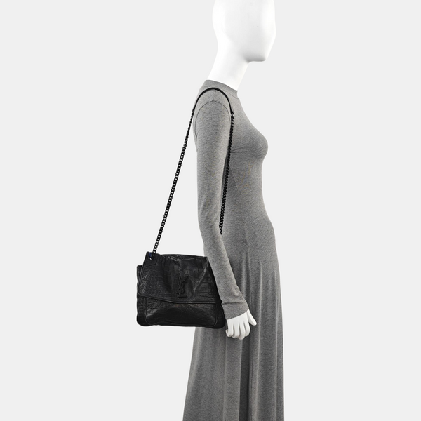 NIKI Medium Calfskin Black