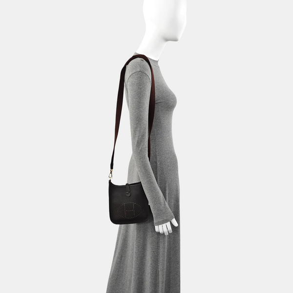 Evelyne TPM Clemence Brown