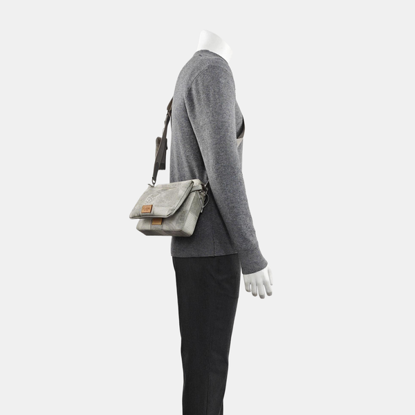TRIO Coated Canvas Gray