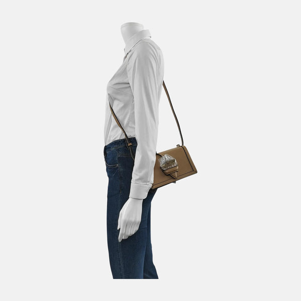 Authenticated pre-owned Barcelona Calfskin Brown - Shoulder Bag at Looply