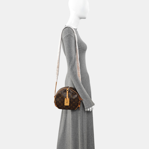 BOITE CHAPEAU MM Monogram Coated Canvas Brown