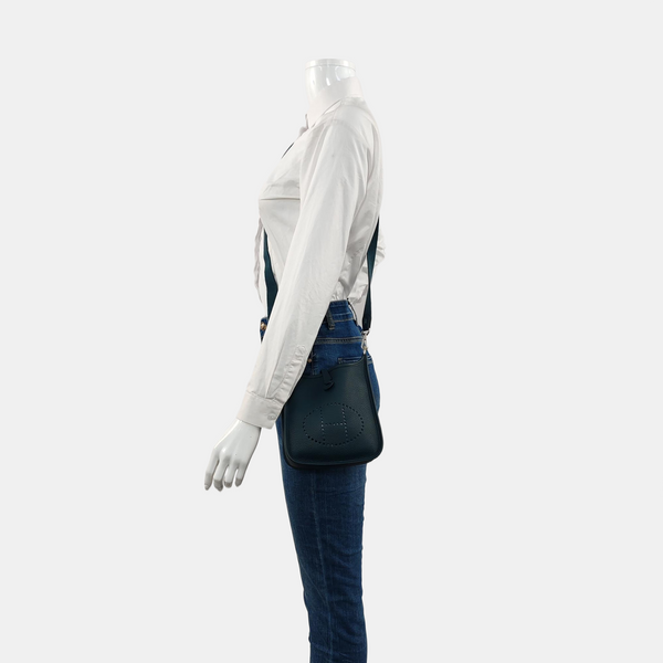 Authenticated pre-owned Evelyne 17 Clemence Green - Crossbody Bag at Looply