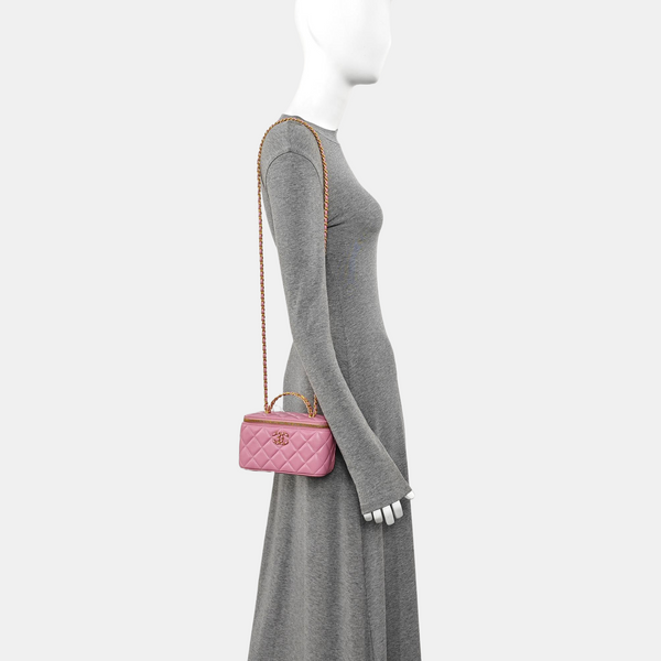 Quilted Lambskin Shoulder Bag Pink