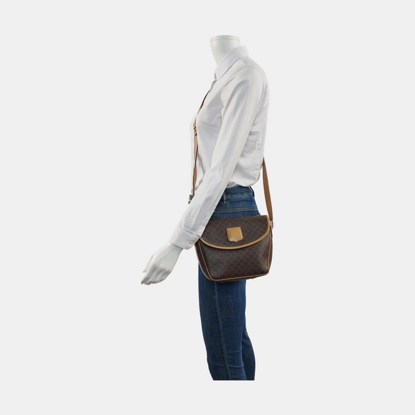 Coated Canvas Brown