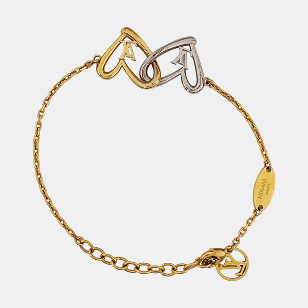 ESSENTIAL V GUILLOCHÉ Metal Gold Bracelet